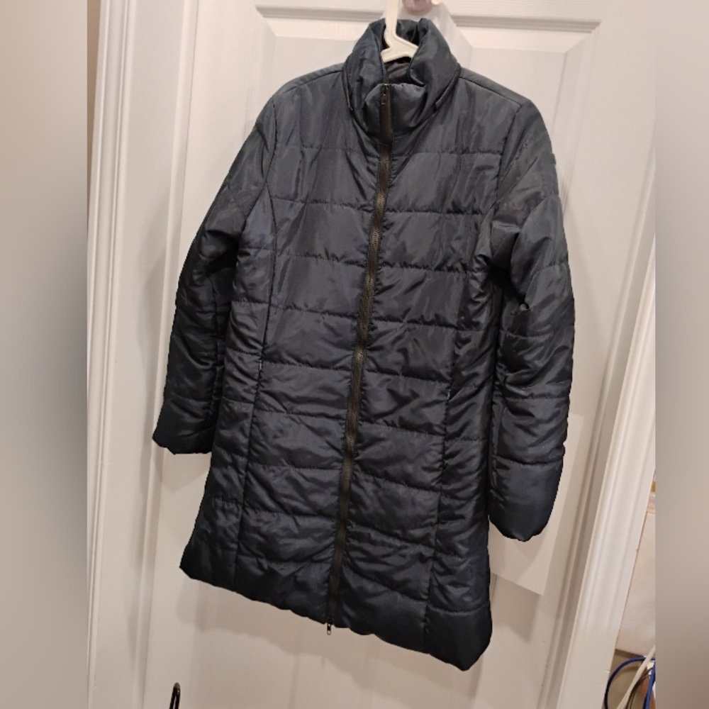 Perfect car coat... Navy Blue Long Puffer